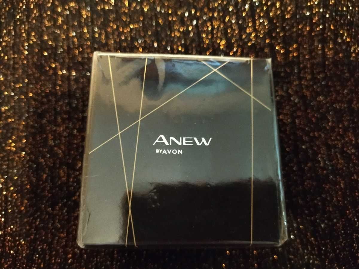 Anew Ultimate Supreme od Avon