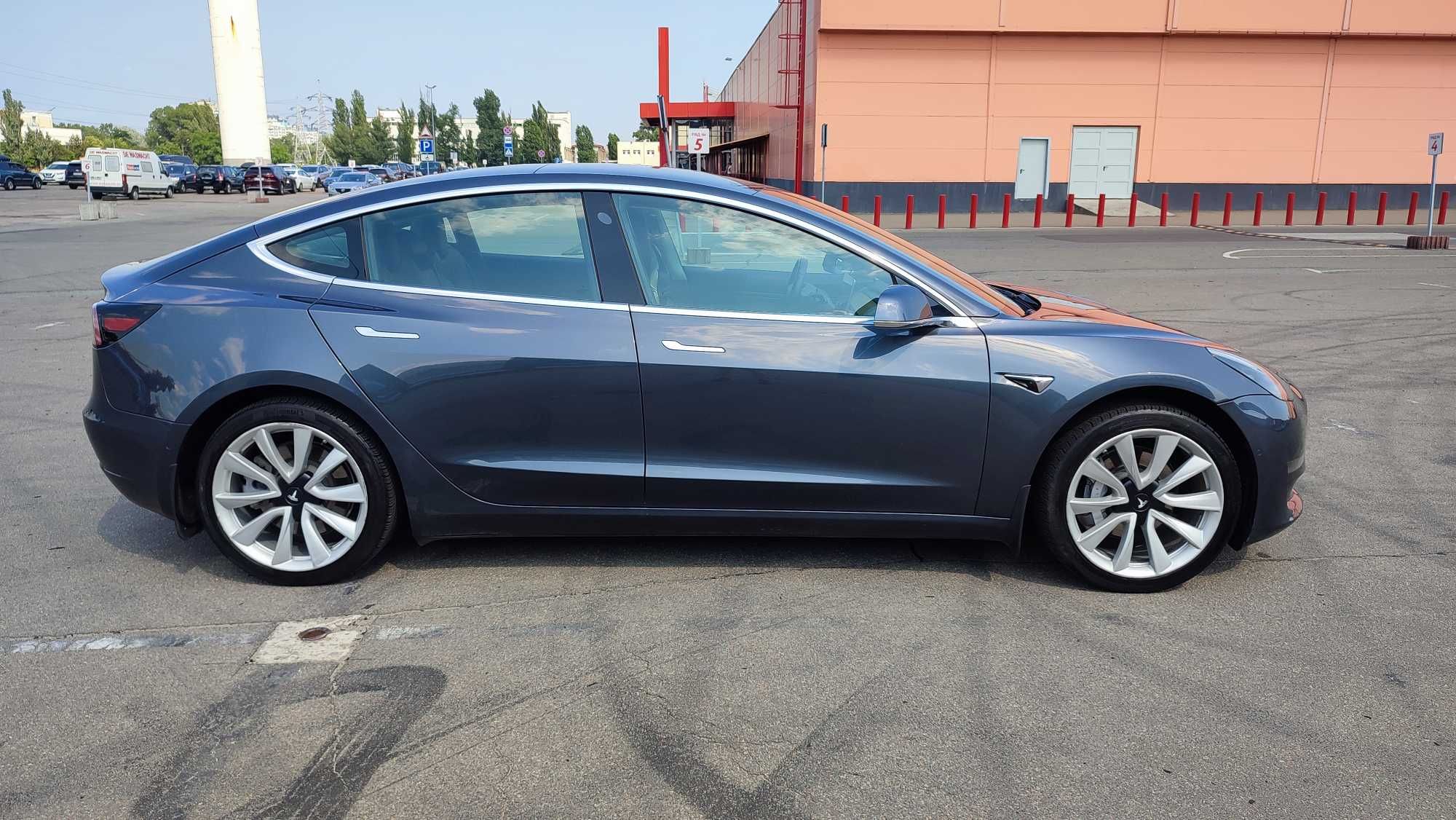 Tesla Model 3 2019 Long Range Dual Motor