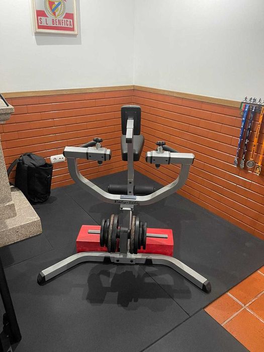 Ginásio Completo - Máquinas/Polia/Halteres e Mais