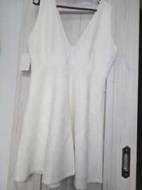 Piękna elegancka włoska sukienka tunika z dekoltem M/L małe XL KORONKA