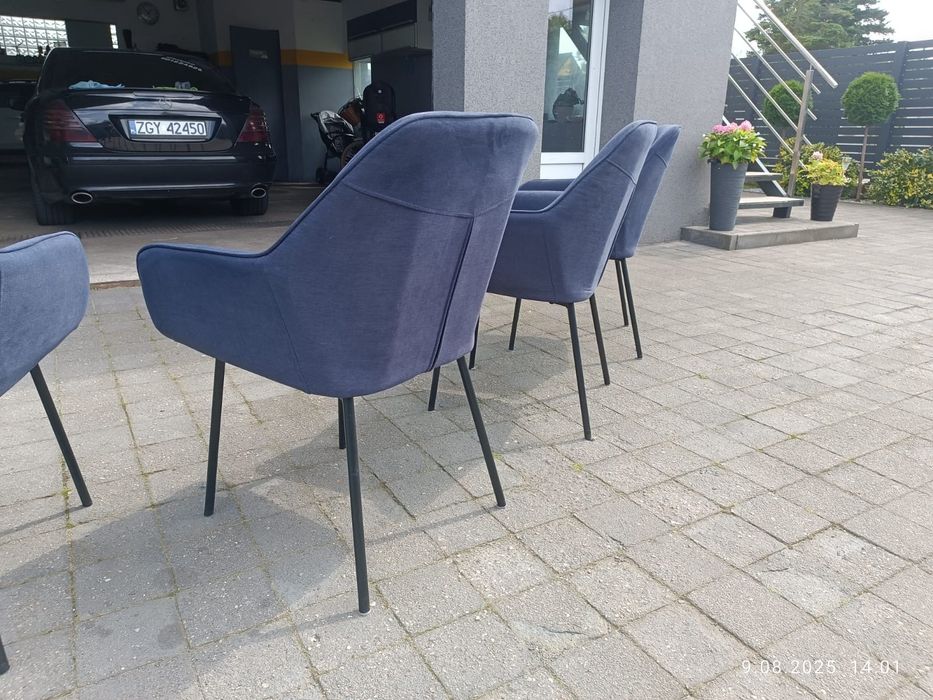 Krzesła tapicerowane