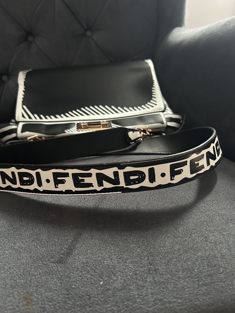 Torebka jak Fendi