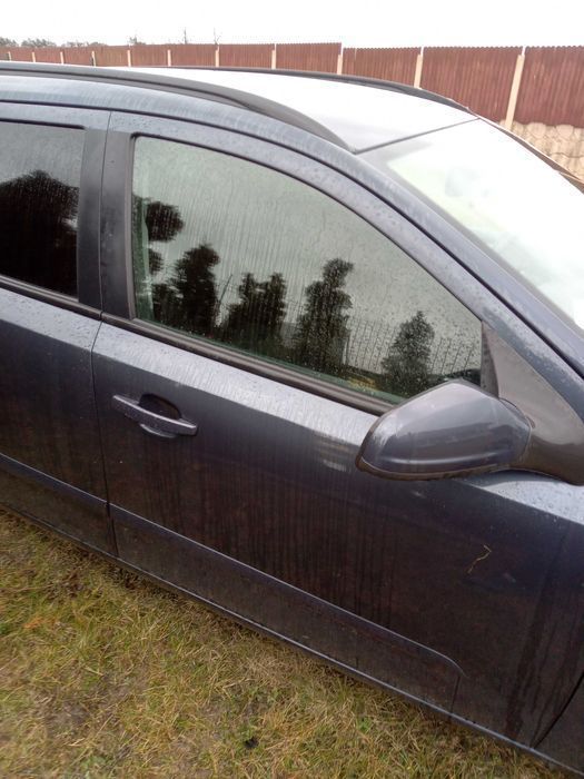 Drzwi Przód Przednie Tył Tylne Prawe Opel Astra 3 H Kombi Z168 06r itp