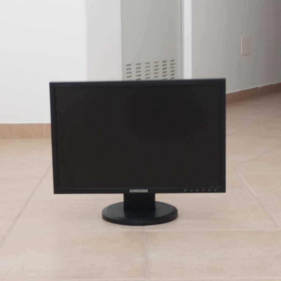 Monitor Samsung SyncMaster 923NW VGA 19''