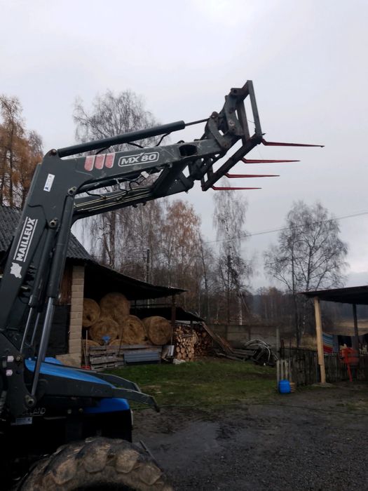 Tur / ładowacz czołowy