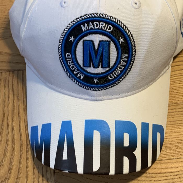 Czapka z daszkiem Robin Ruth Madrid – nowa z metkami