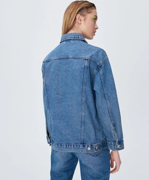 Джинсова куртка жіноча