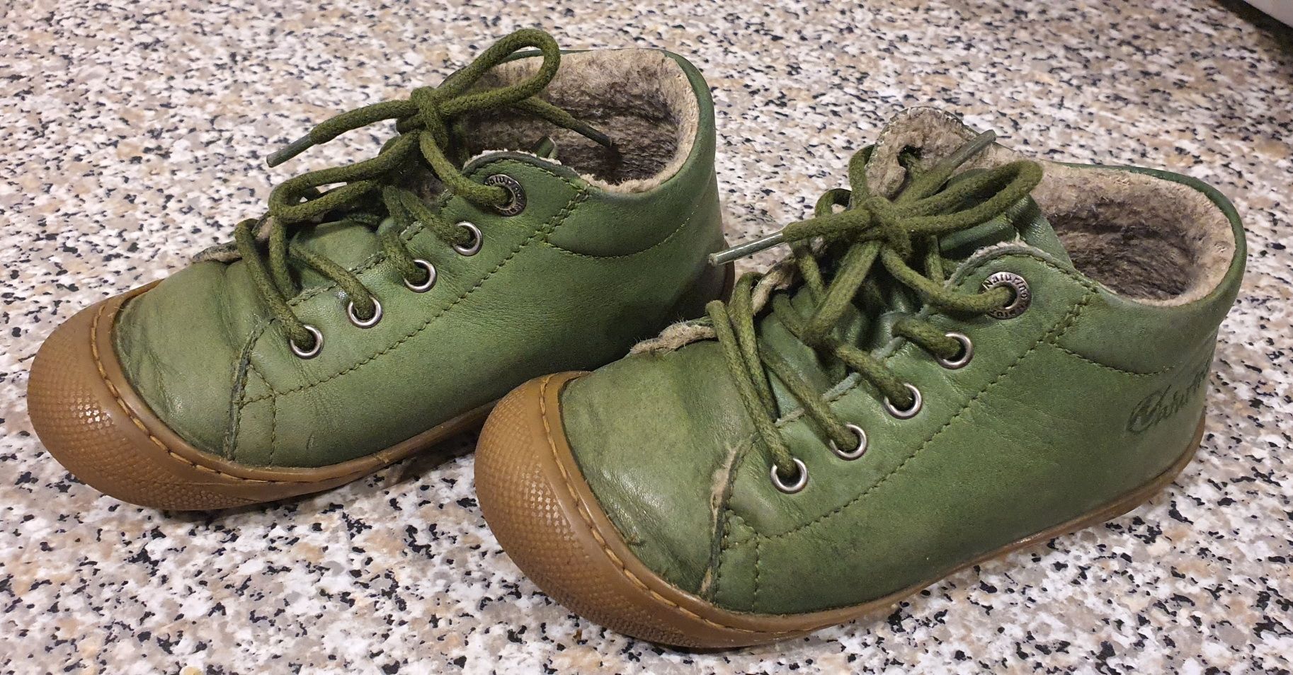 Buty zielone, skórzane, Naturino, rozmiar 25