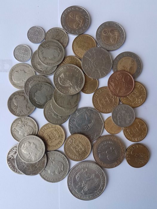 Moedas de escudos