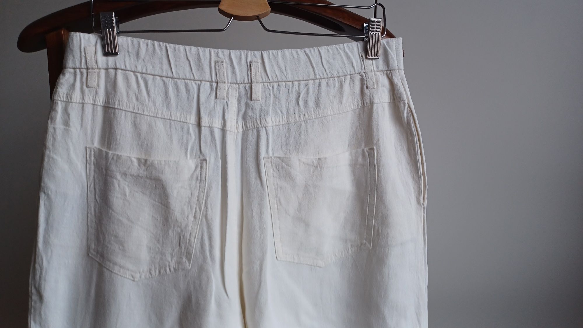 Calca Zara em branco