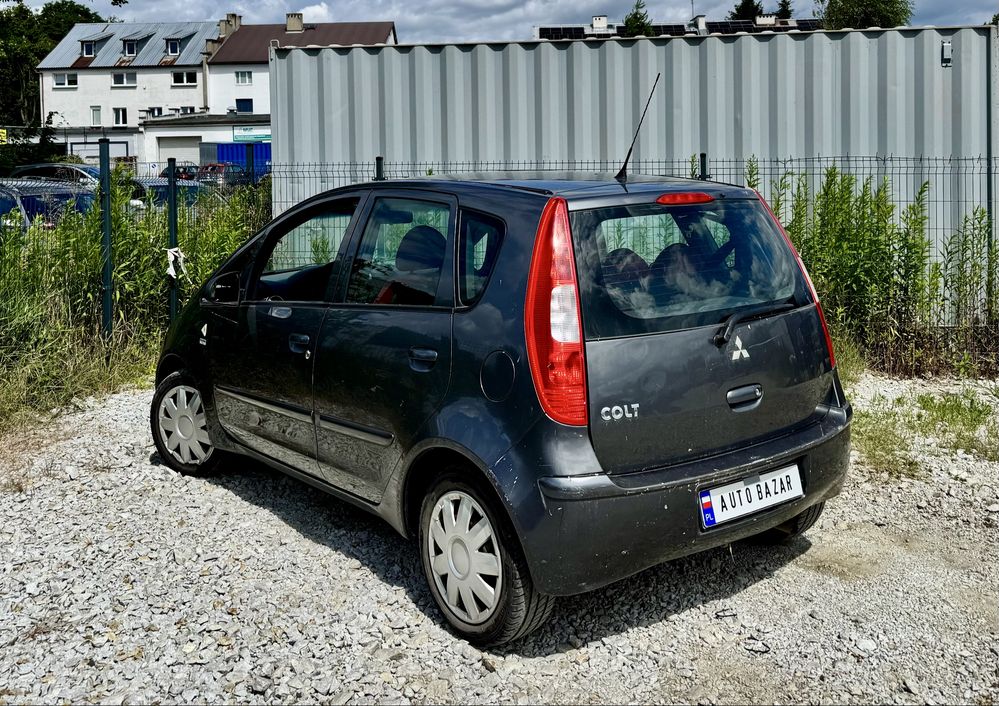 Mitsubishi Colt 1.1 Benzyna  *2007 * 190 tys * Czerwony środek * Ladna