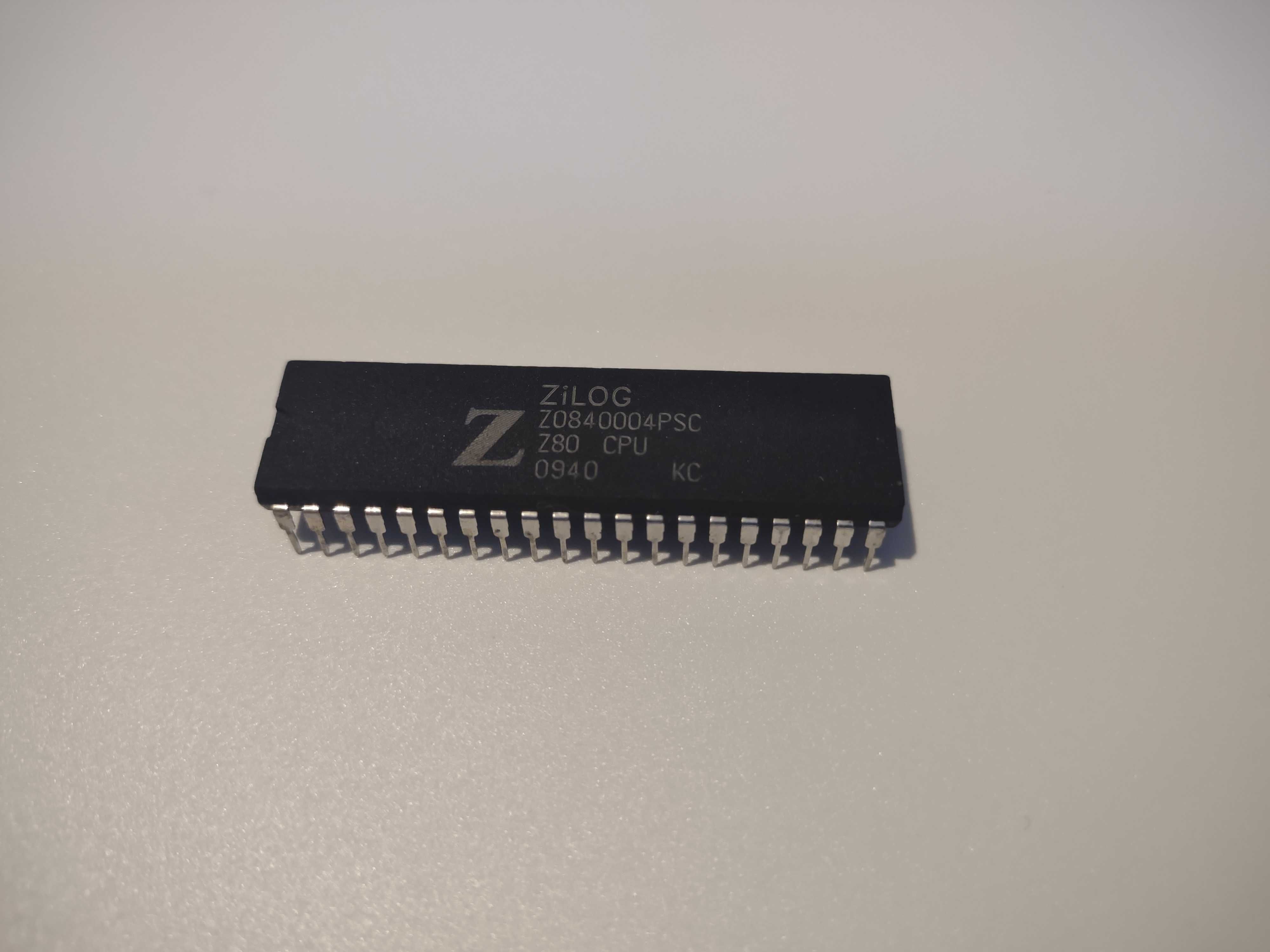 Zilog Z80 CPU Procesor 4MHz DIP40