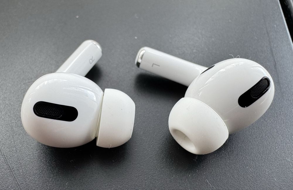 Słuchawki Airpods Pro lewa jak nowa
