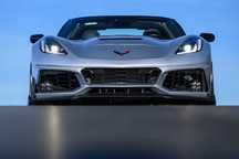 Chevrolet Corvette C7 wypożyczalnia wynajem samochodów od 400 PLN