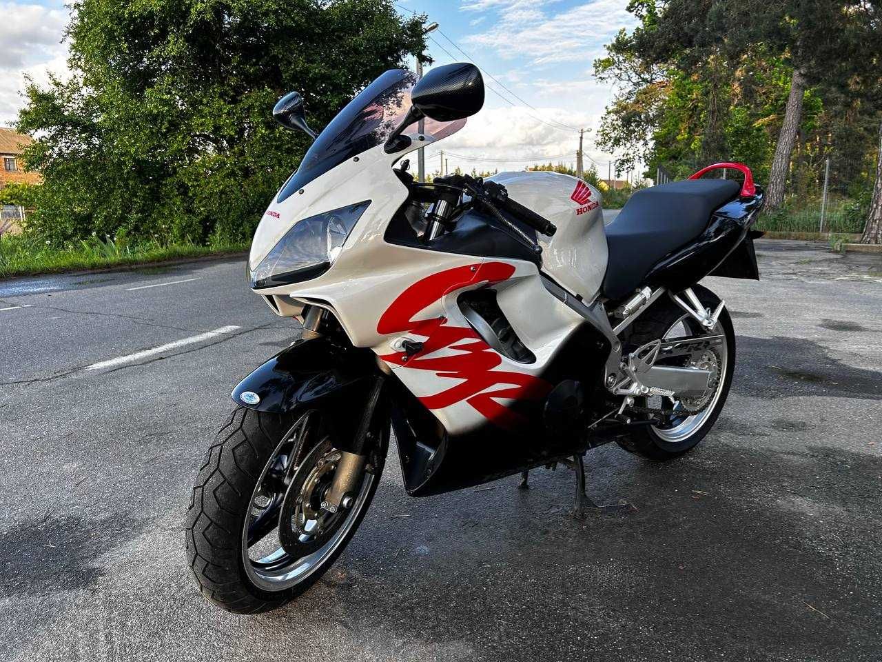 Honda CBR 600 F 2005рік