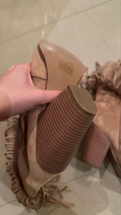 Козаки,ковбойки,черевики жіночі, натуральна замша.