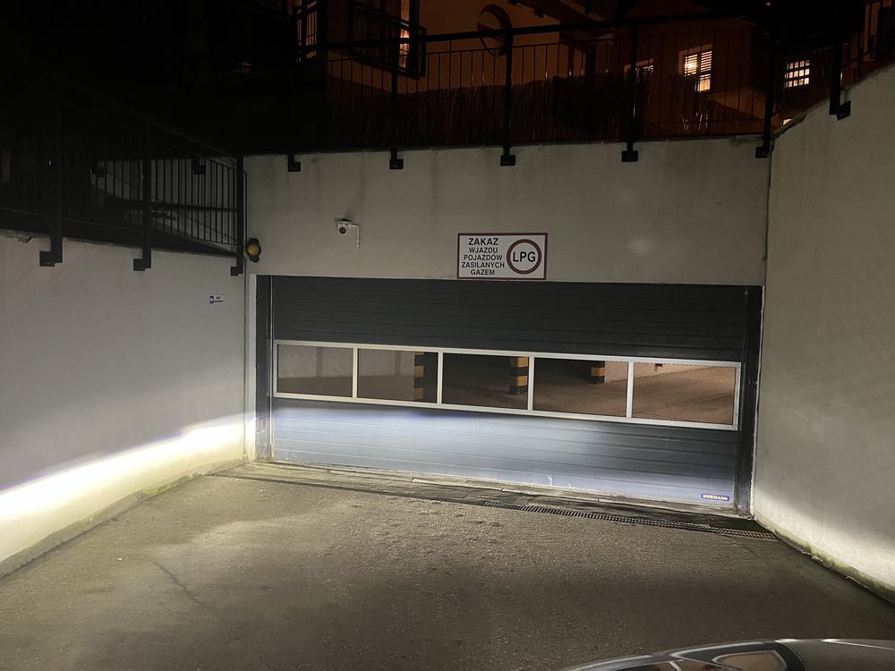 Miejsce parkingowe w garażu podziemnym Wojszyce Klasztorna