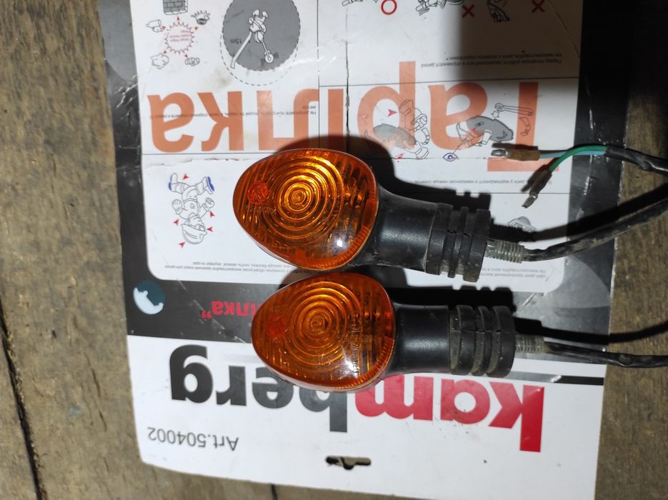 Продам комплект поворотів на мотоцикл зонхшен зс 200gs