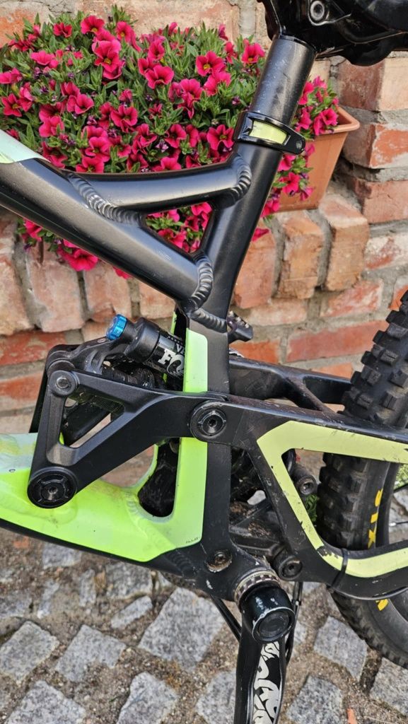 Rower Polygon collosus dh7 2017 (s) 27.5