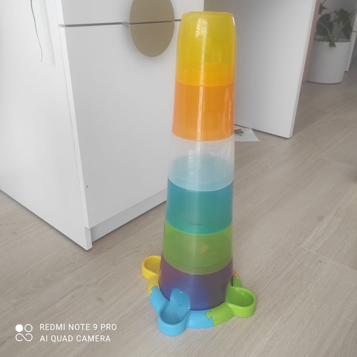 Wieża z piłeczkami smily play