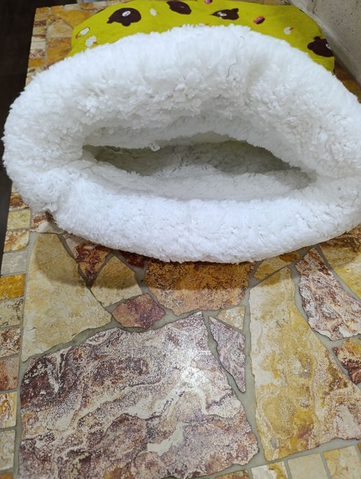 Спальное место для кошек (спальный мешок)