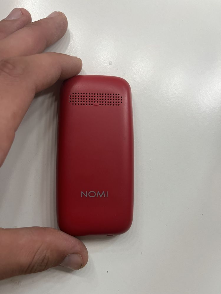 Телефон Nomi ідеал