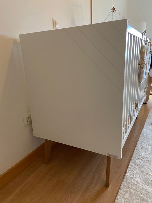 Trama Nuova berço + colchão molaflex c/ resguardo impermeavel + cómoda