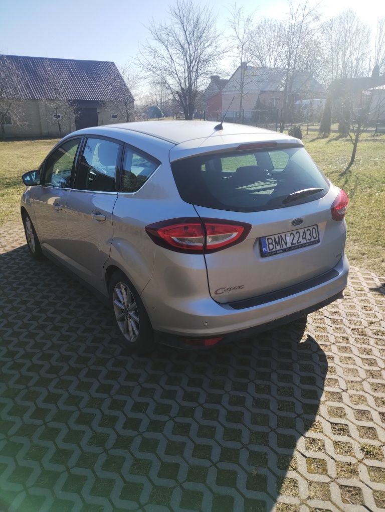 Fajny C-Max w automacie z małym przebiegiem.