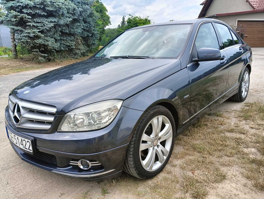 Mercedes-Benz W204 C 180 Kompresor Sedan