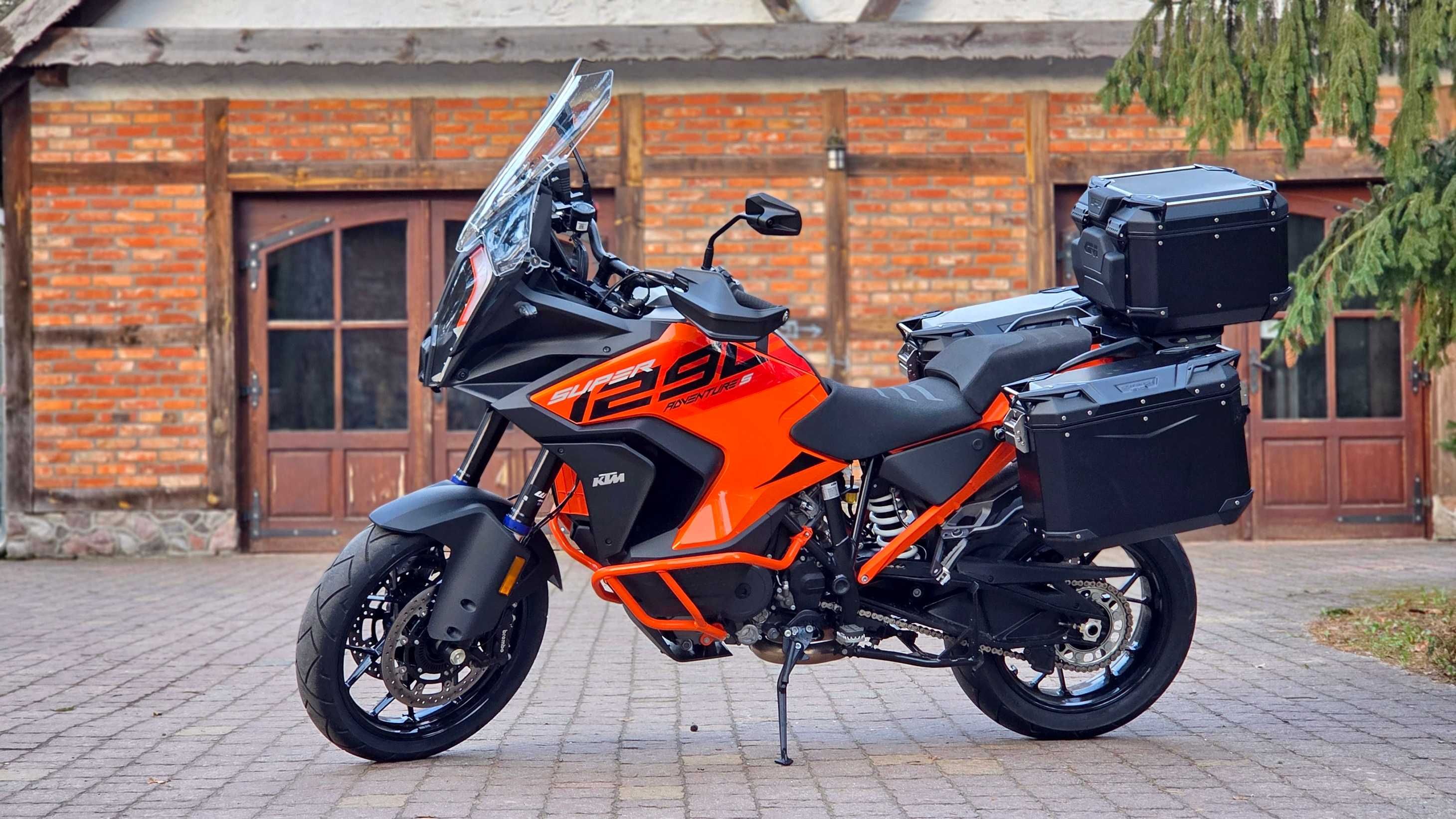 Wynajem motocykla KTM 1290 Super Adventure Olsztyn FV23 Wypożyczalnia