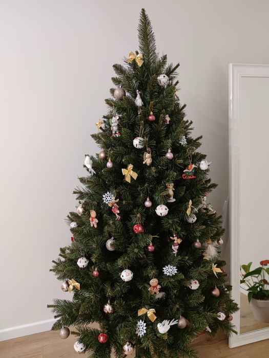 Ялинка з підставкою 1.8м Делюкс