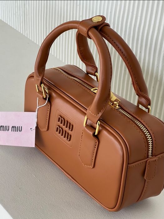 ‼️ЛЮКС ЯКІСТЬ‼️ Жіноча Сумка Miu Miu Arcadie Leather Bag /Jacquemus ми