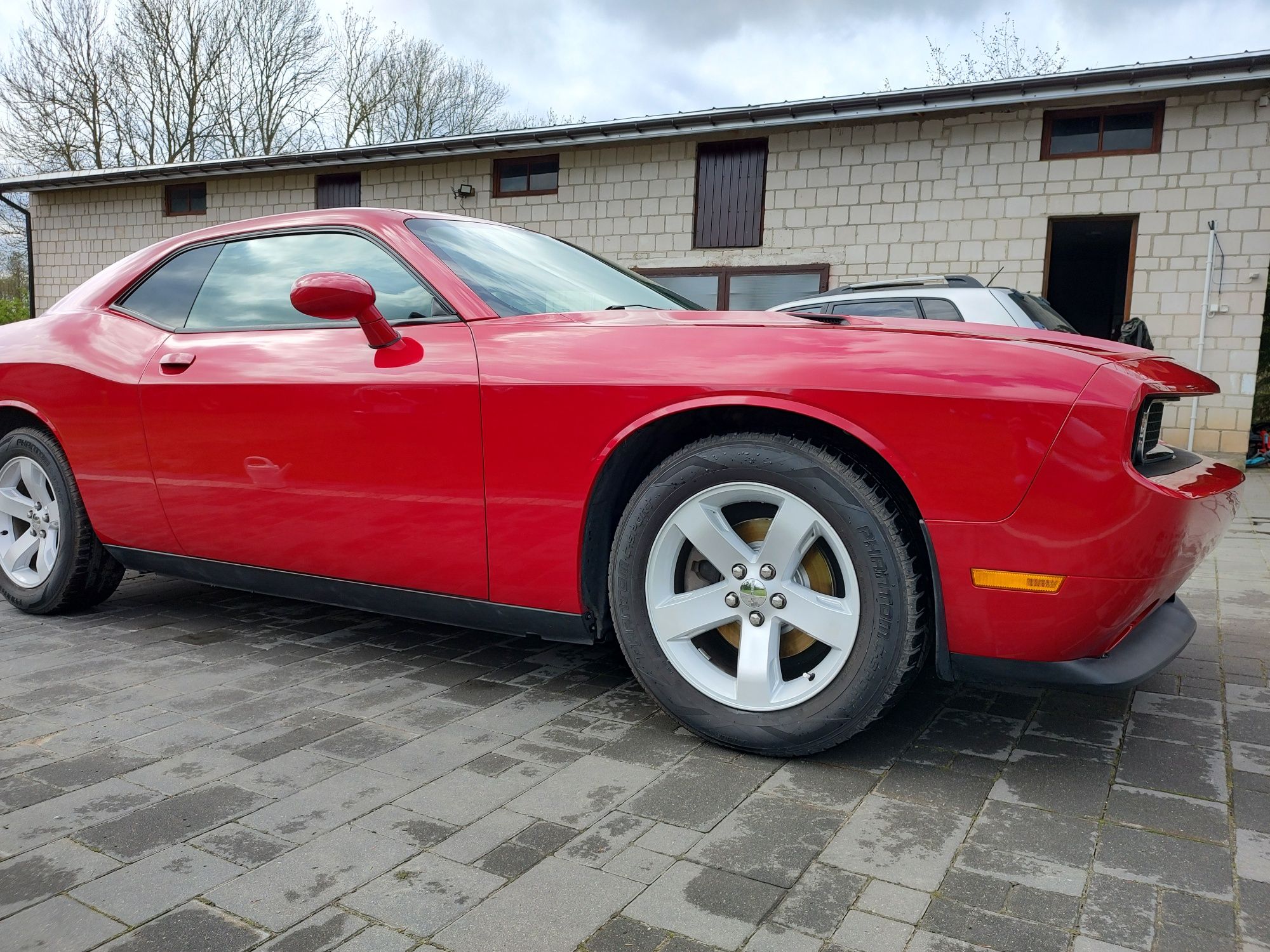 Dodge challenger 3.6sxt