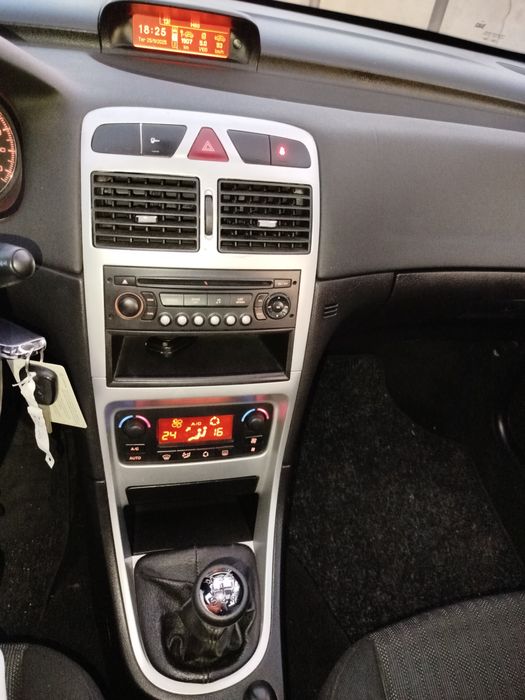 Peugeot 307 SW 1.6HDI Versão de 7LUGARES/2006/Bom estado geral