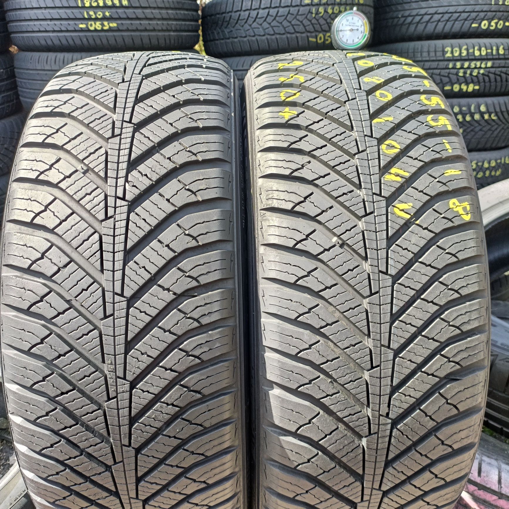235/55r18 Kumho Solus 4S HA31, 8mm jak nowe