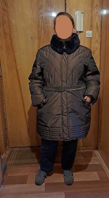 Długa kurtka (płaszczyk), obwód 138 cm