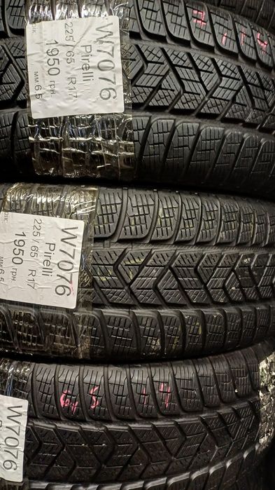 Продам зимові колеса б/у 225/65 r17