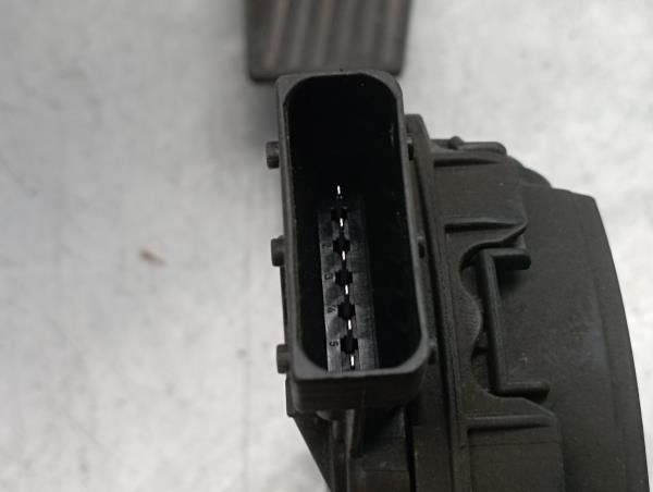 Pedal do acelerador OPEL Astra J