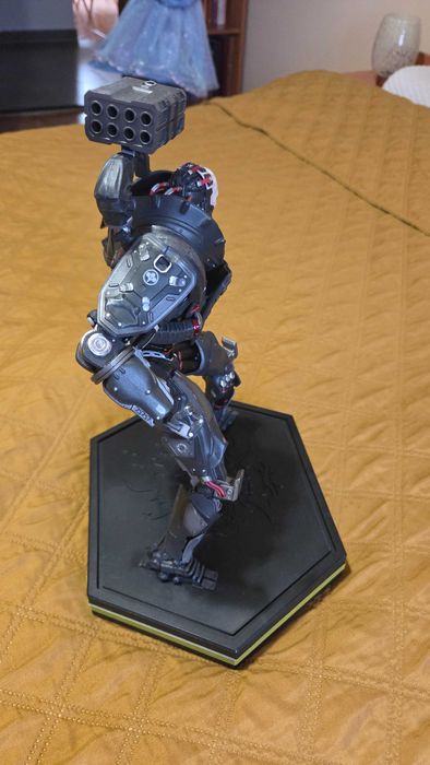 Figurka Adam Smasher z gry Cyberpunk 2077. Nowy. Unikat.