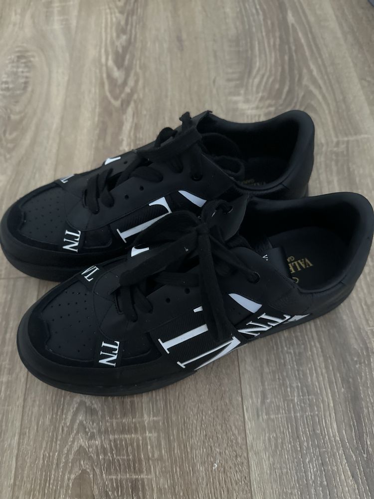 Buty Valentino meskie czarne 43 29cm