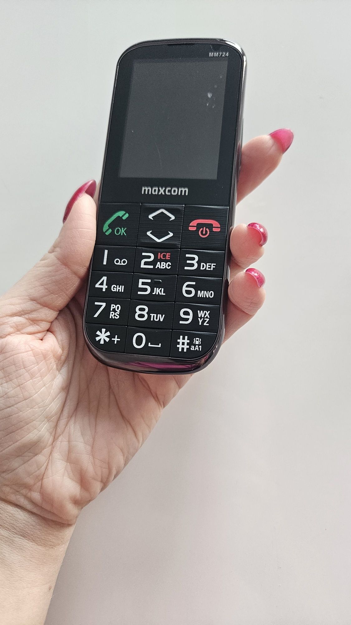 Telefon Maxcom Comfort MM724 Czarny