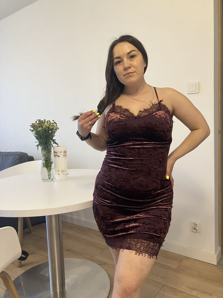 Sukienka welurowa