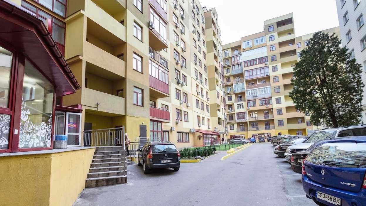 1-кімнатна квартира біля метро Печерська, Військовий ГОСПІТАЛЬ