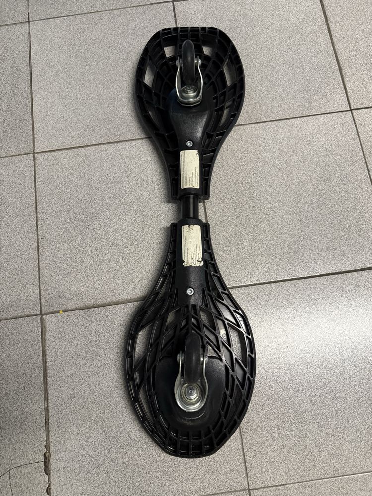 Waveboard stree surfing