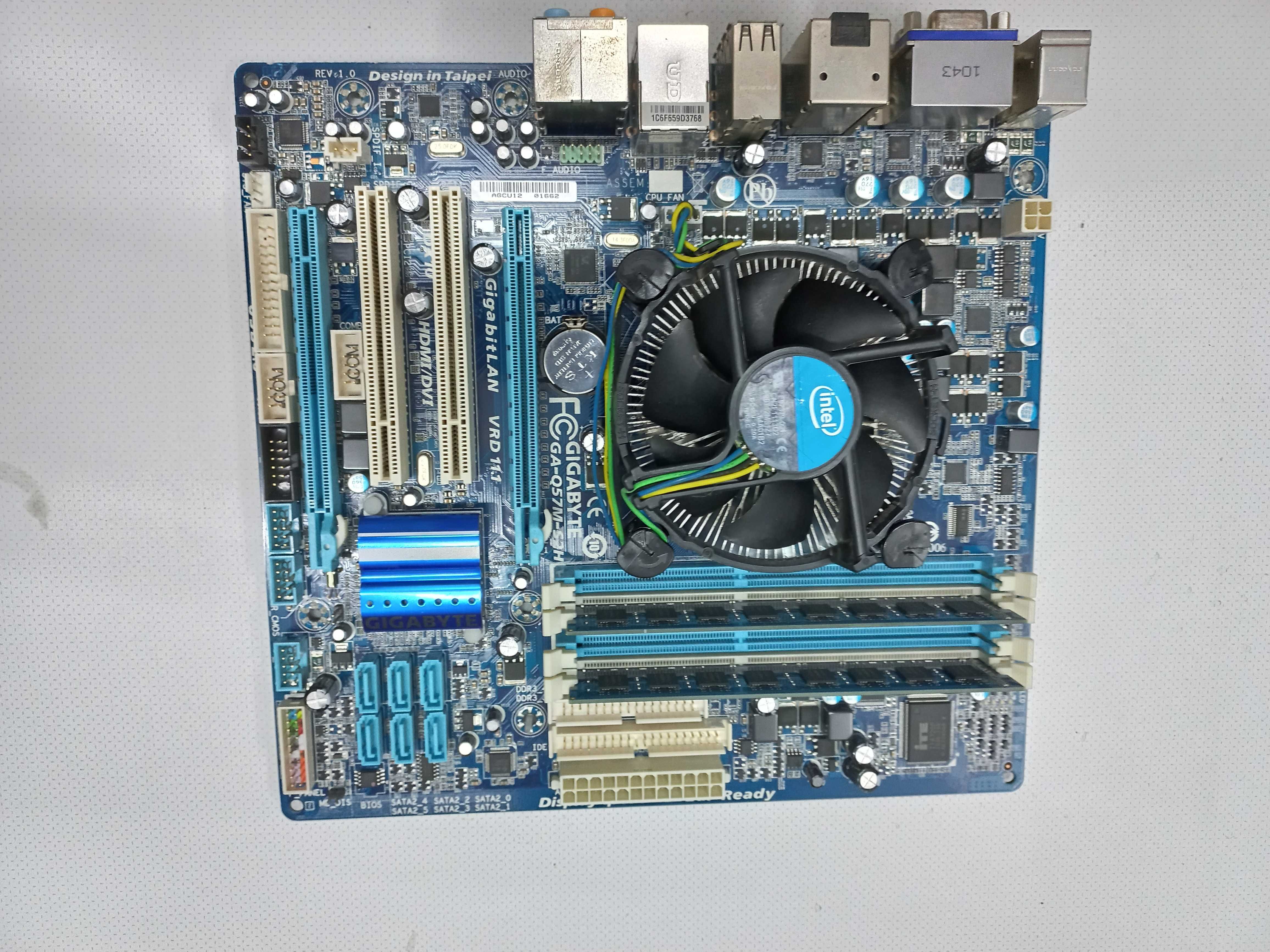 Madreboard gigabyte ga-q57m-s2h + Proc I5 + 2 X 4G 133mhz