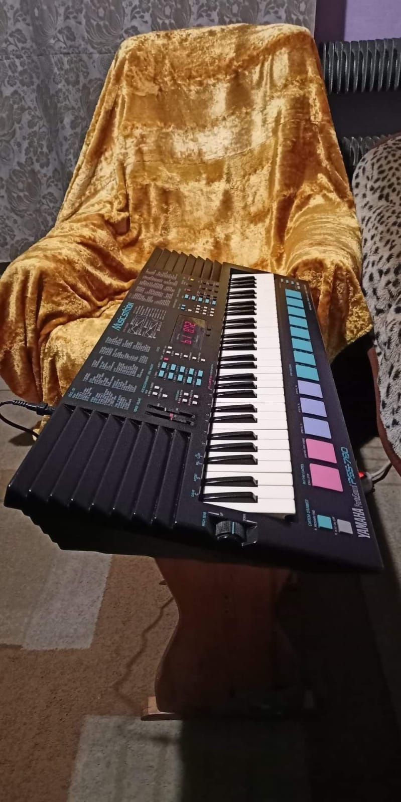 Zestaw 2  Syntezatorów Yamaha PSS- Stan BDB !