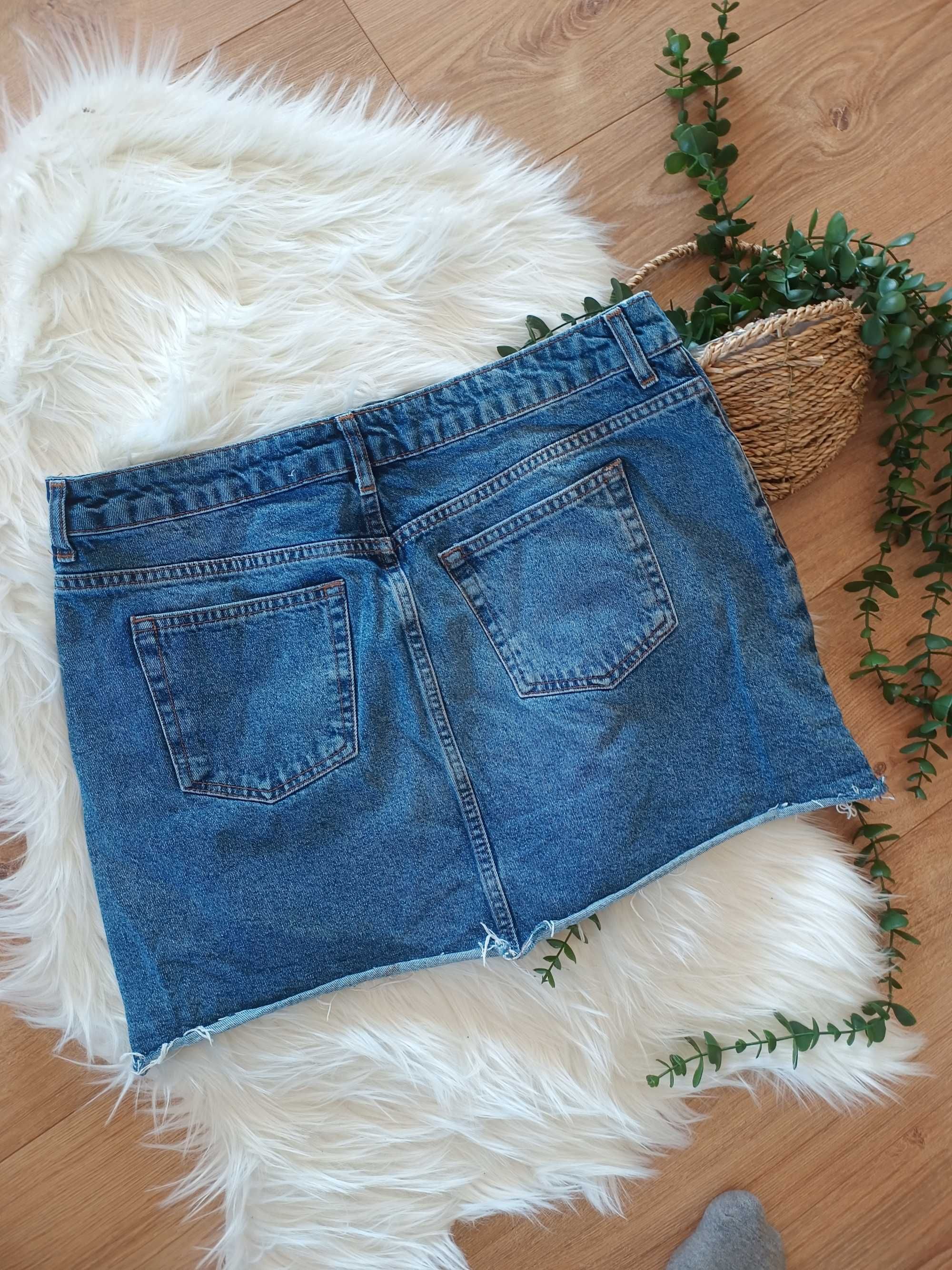 krótka letnia mini jeansowa dzinsowa spódniczka 44XXL w róże różyczki