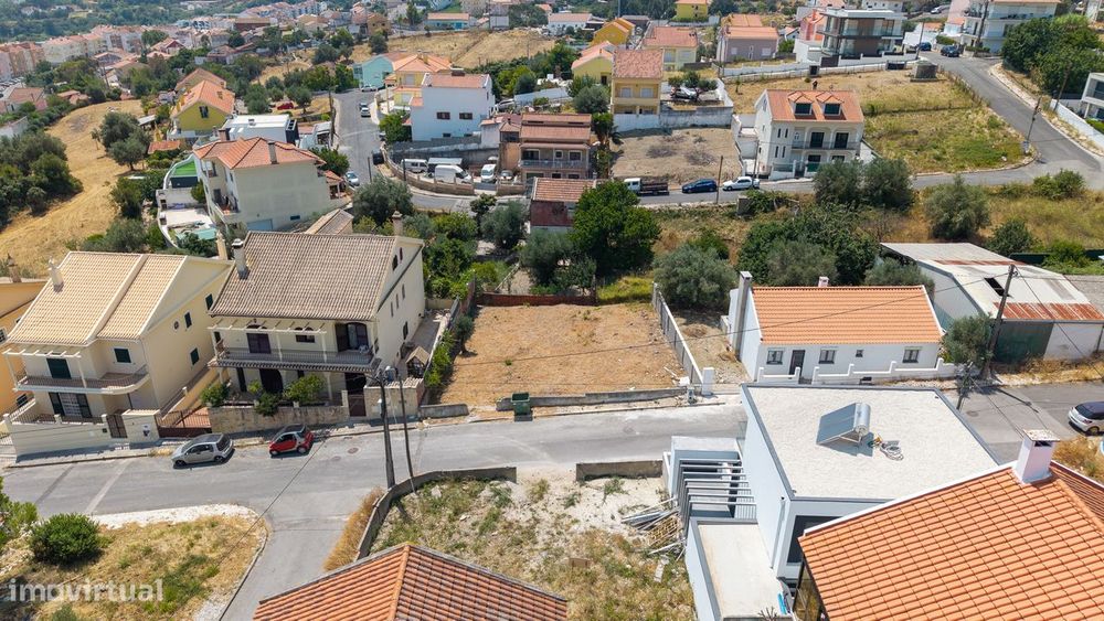 Terreno 371 M2 Área Total | Arcena