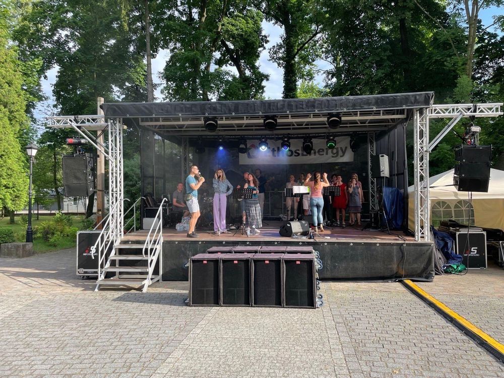 Wynajem Scena mobilna - nagłośnienie - piknik event festyn najazdy