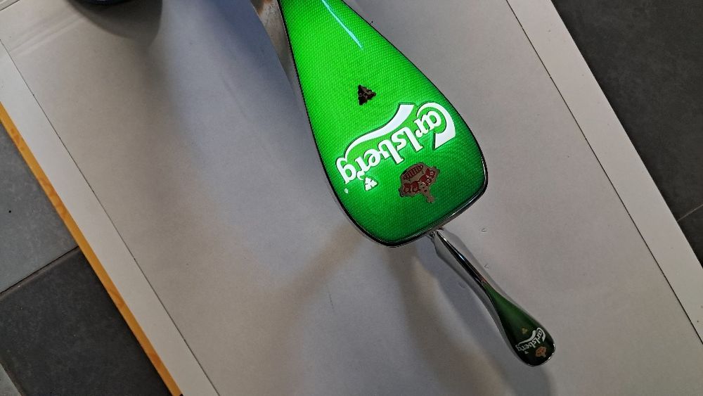 Carlsberg Kolumna nalewak kobra